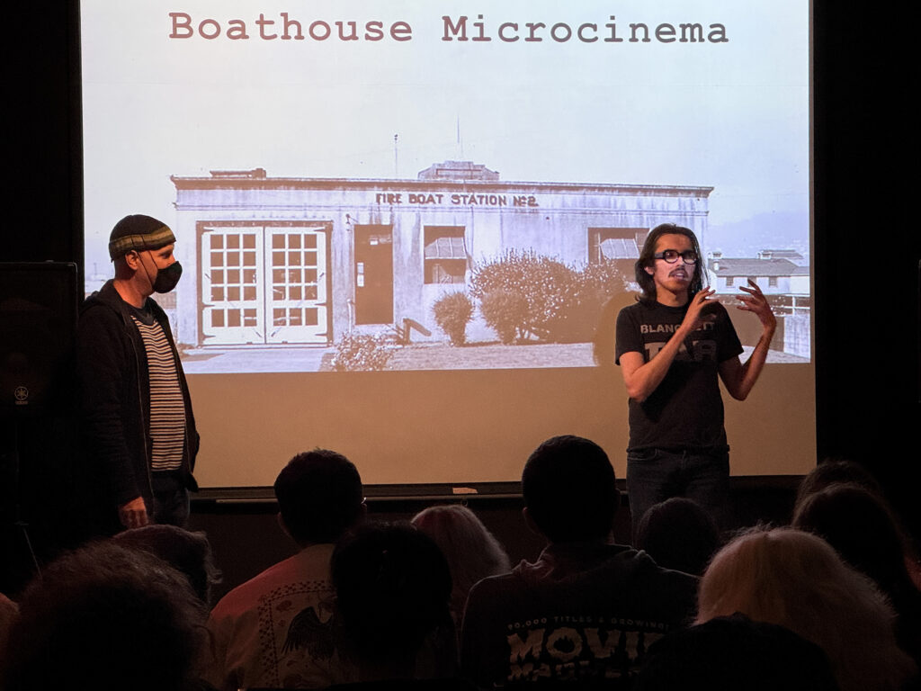 Q&A Photo